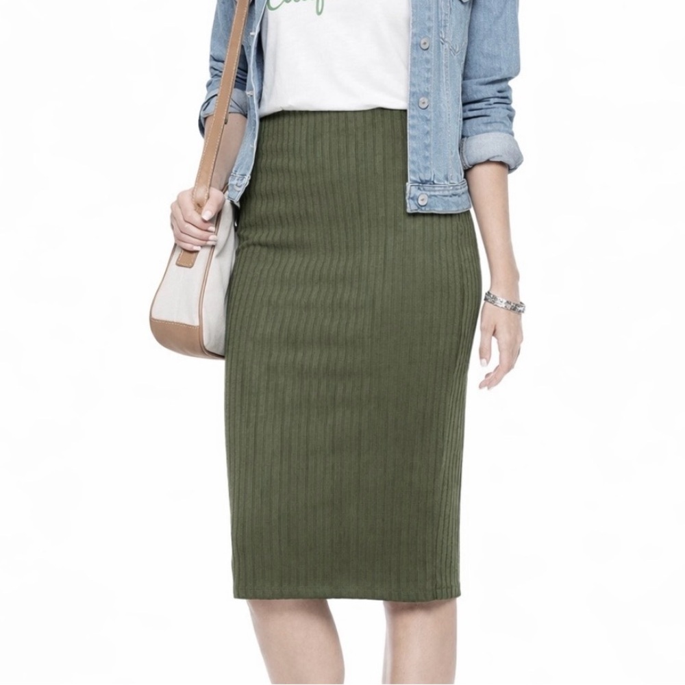 NWT Apt 9 Pencil Skirt Tummy control dusty leaf green Womens Sz L
